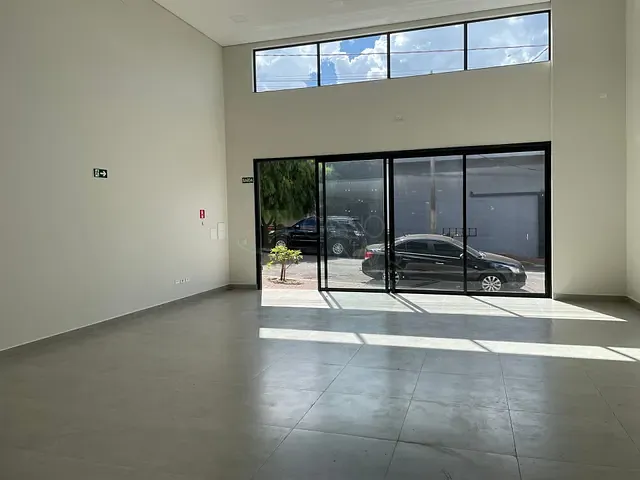 Sala com 102m², à venda, no bairro Barra Funda em Apucarana