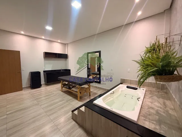 Sala para alugar, no bairro Centro em Corumbá