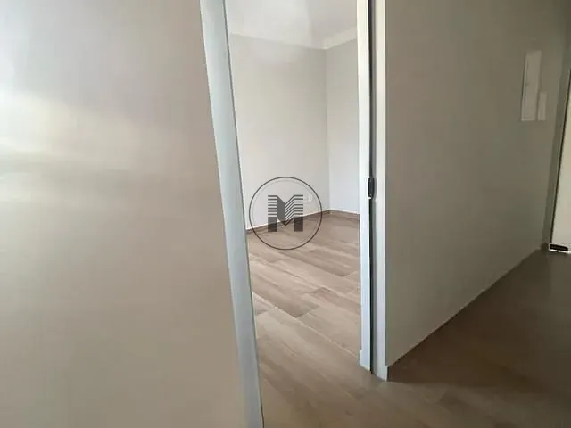 Sala com 20m², para alugar, no bairro Centro em Guaratinguetá