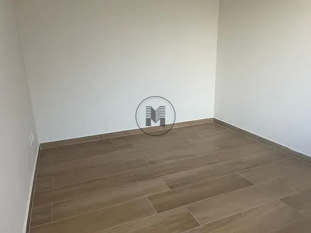 Sala com 20m², para alugar, no bairro Centro em Guaratinguetá