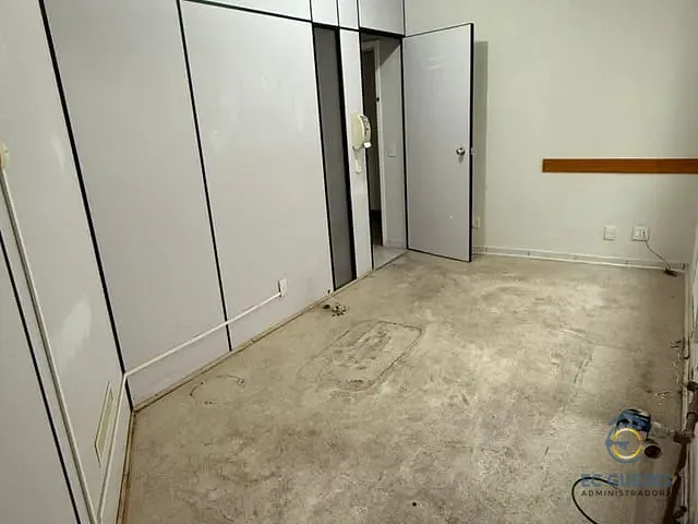 Conjunto comercial com 35m², à venda ou para alugar, no bairro Madureira em Rio de Janeiro