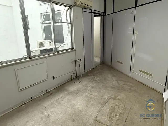 Conjunto comercial com 35m², à venda ou para alugar, no bairro Madureira em Rio de Janeiro