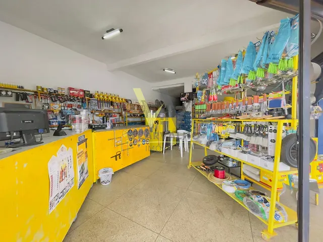 Sala com 1050m², à venda, no bairro Lago dos Buritis em Anápolis