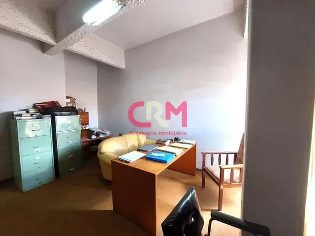 Sala com 688m², à venda, no bairro Centro em Taquaritinga