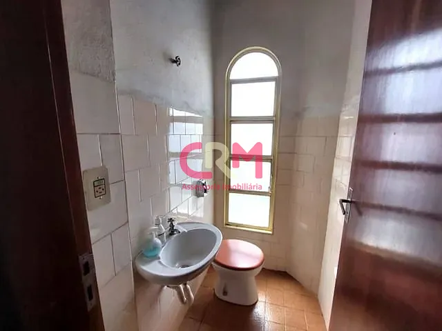 Sala com 688m², à venda, no bairro Centro em Taquaritinga