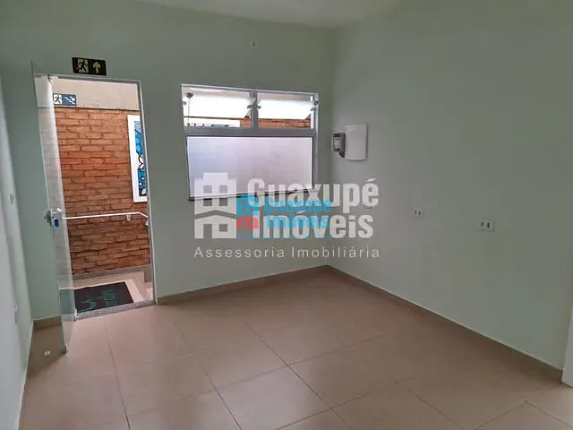 Sala com 50m², para alugar, no bairro CENTRO em GUAXUPÉ