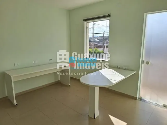 Sala com 50m², para alugar, no bairro CENTRO em GUAXUPÉ