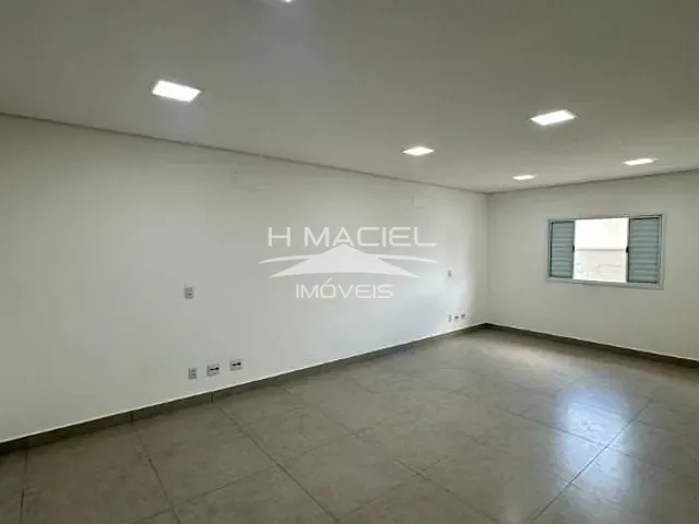 Sala com 34m², para alugar, no bairro Jardim Aurélia em Campinas