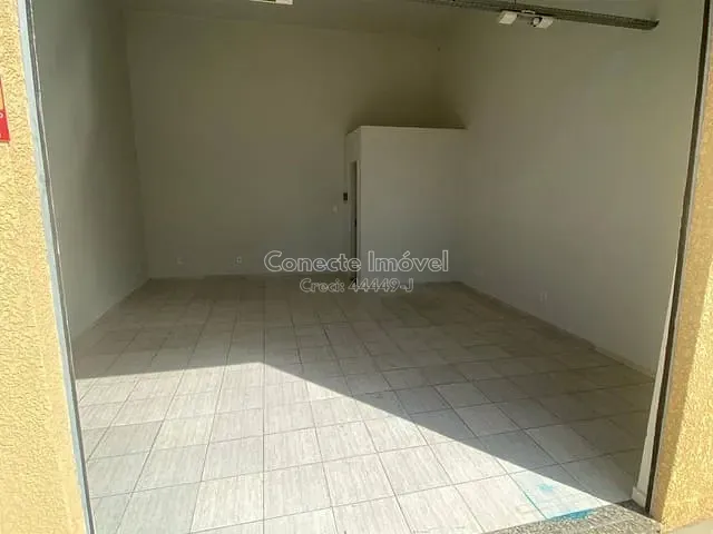 Sala à venda, no bairro Jardim Sonia em Jaguariúna