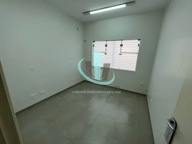 Sala com 102m², para alugar, no bairro CENTRO em ARARAQUARA