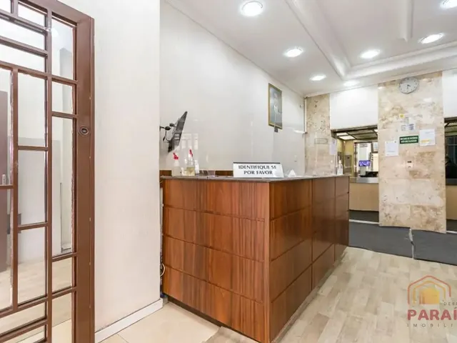 Sala à venda, no bairro Centro em Curitiba