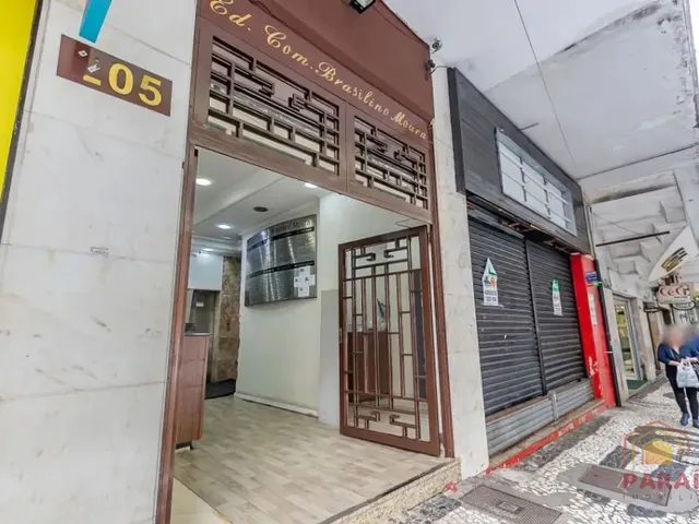Sala à venda, no bairro Centro em Curitiba