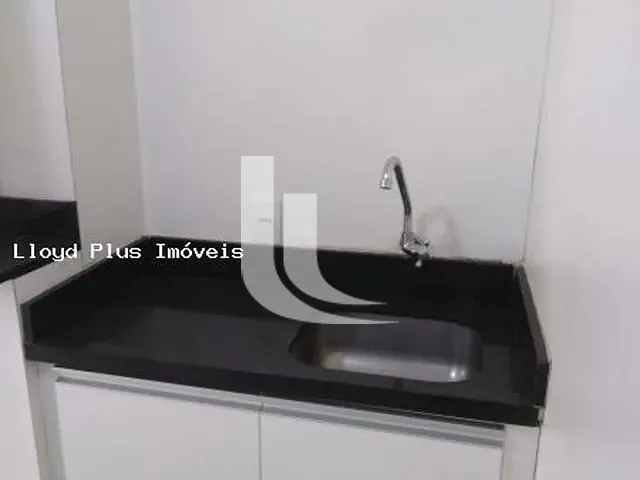 Sala para alugar, no bairro República em São Paulo