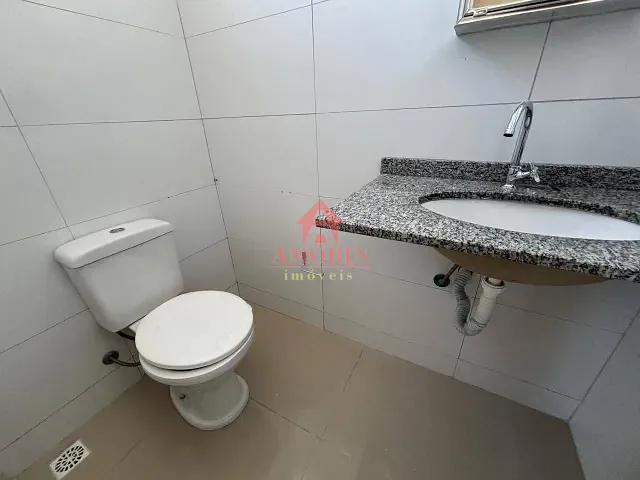 Sala com 38m², para alugar, no bairro Fazendinha em Curitiba