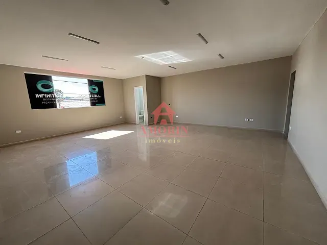 Sala com 38m², para alugar, no bairro Fazendinha em Curitiba