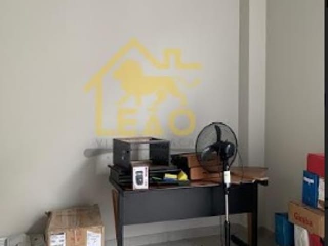 Sala com 37m², para alugar, no bairro Centro em Carapicuíba