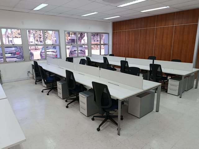 Sala para alugar, no bairro Jardim Paraíba em Jacareí