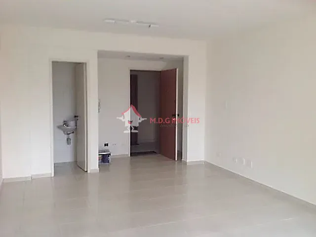 Sala à venda, no bairro Vila Mariana em São Paulo