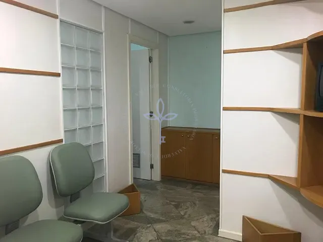 Sala à venda, no bairro Bangu em Rio de Janeiro