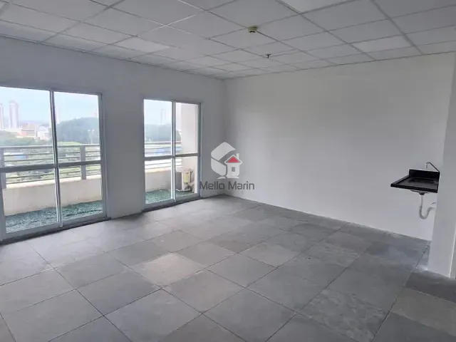 Sala à venda, no bairro Centro em Osasco