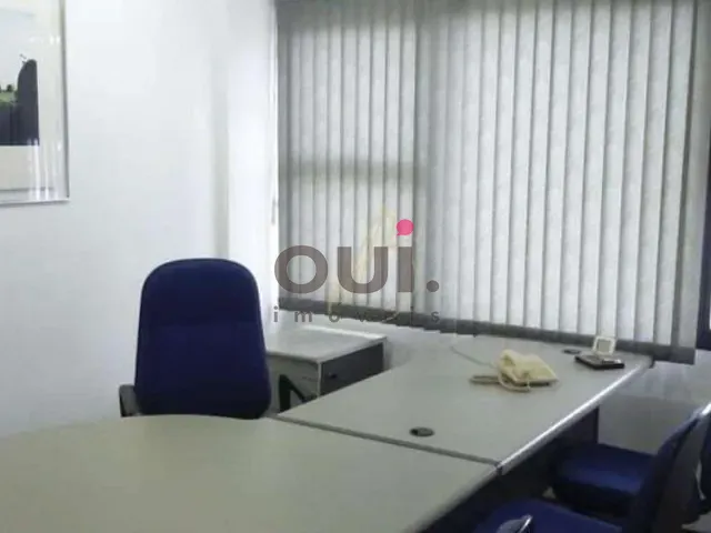 Sala com 101m², à venda, no bairro Moema em São Paulo