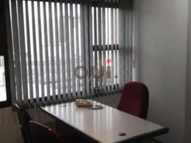 Sala com 101m², à venda, no bairro Moema em São Paulo