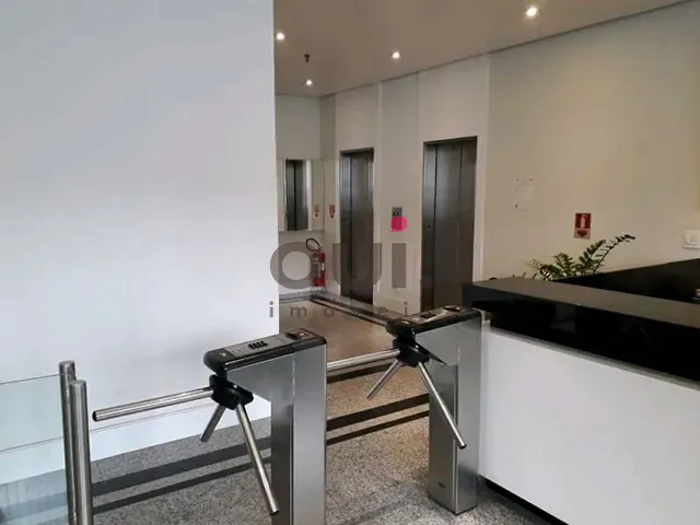 Sala com 101m², à venda, no bairro Moema em São Paulo