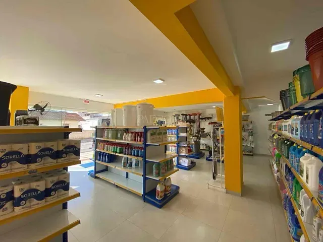 Sala à venda, no bairro Centro em Camboriú