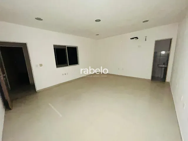 Sala para alugar, no bairro Cidade dos Funcionários em Fortaleza