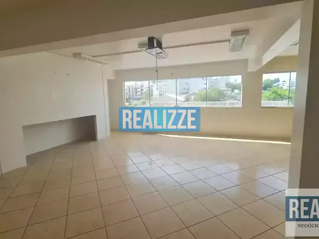 Sala com 109m², à venda, no bairro Centro em Marau