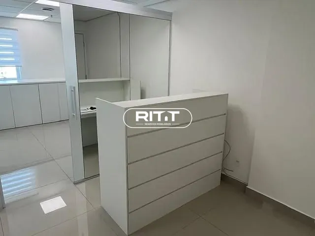 Sala com 34m², para alugar, no bairro Centro em Campinas