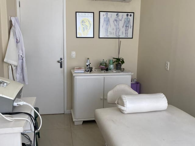 Sala à venda, no bairro Centro em Petrópolis