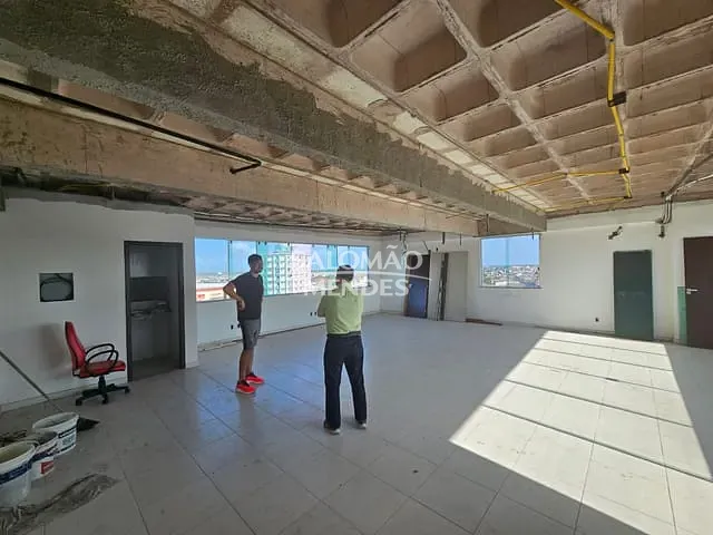Sala com 76m², à venda, no bairro Marco em Belém