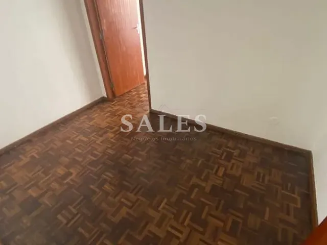 Sala com 40m², para alugar, no bairro Centro em Juiz de Fora
