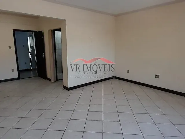 Sala para alugar, no bairro Aterrado em Volta Redonda