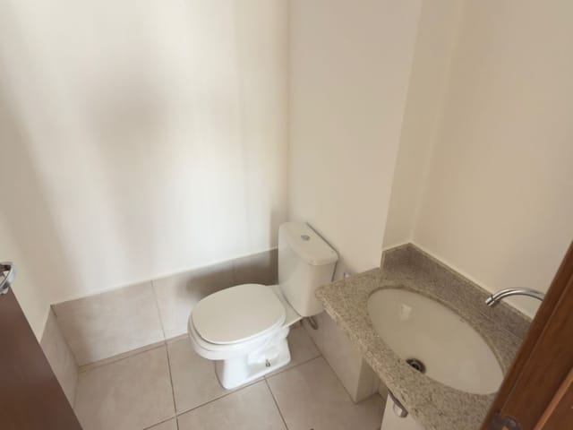 Sala com 30m², à venda, no bairro Jardim Goiás em Goiânia