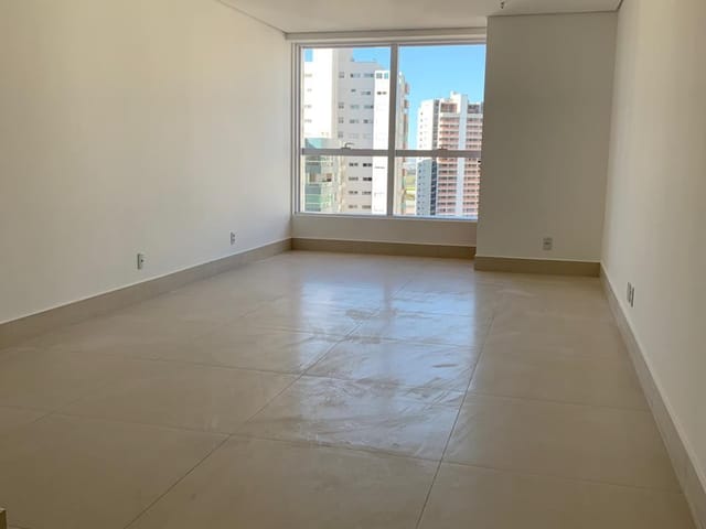 Sala com 30m², à venda, no bairro Jardim Goiás em Goiânia