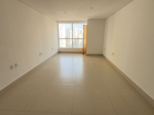 Sala com 30m², à venda, no bairro Jardim Goiás em Goiânia
