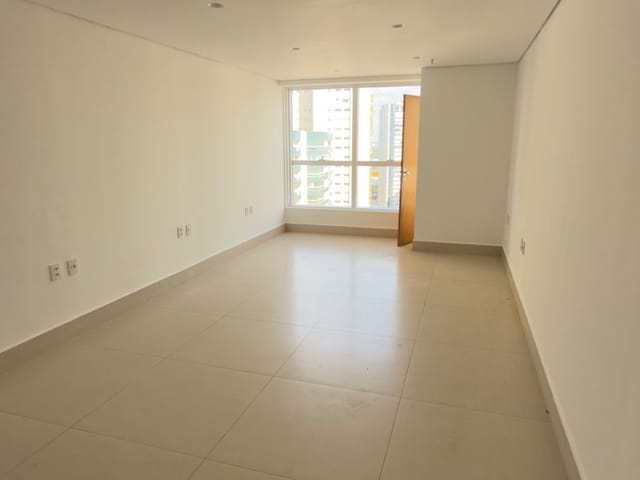 Sala com 30m², à venda, no bairro Jardim Goiás em Goiânia