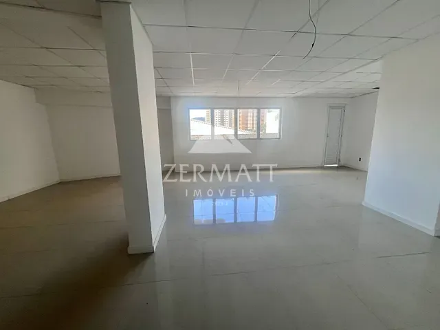 Sala com 50m², para alugar, no bairro Centro em Blumenau