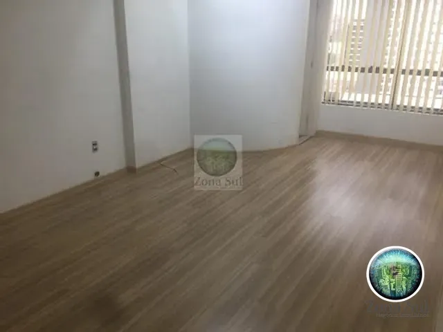 Sala com 60m², à venda, no bairro Parque Campolim em Sorocaba