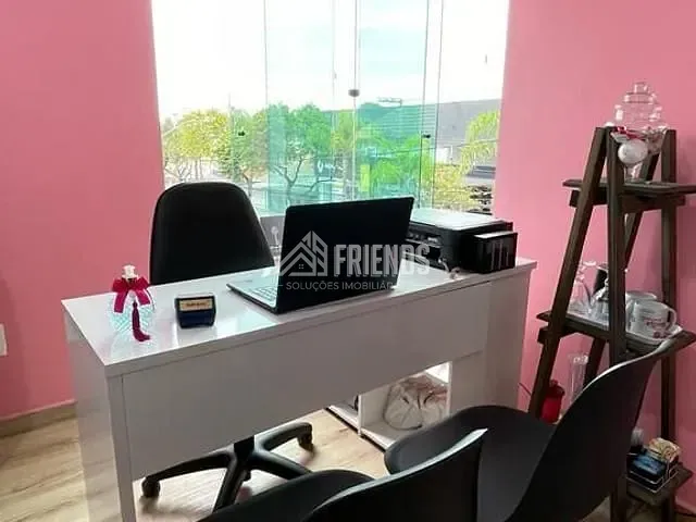 Sala com 30m², para alugar, no bairro Vila Norma em São Paulo