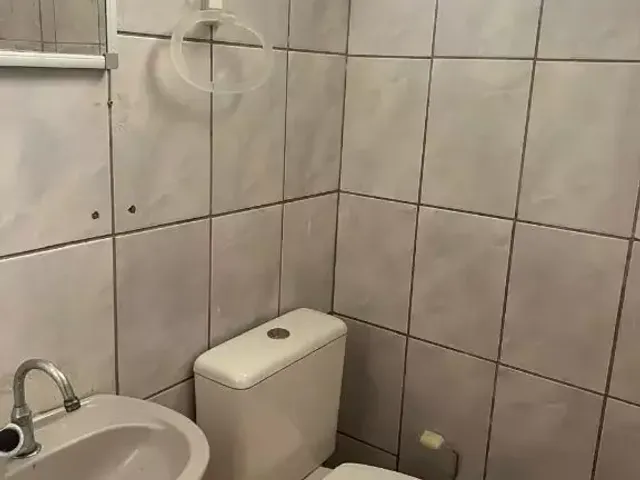 Sala para alugar, no bairro Jardim Rina em Santo André