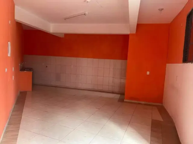 Sala para alugar, no bairro Jardim Rina em Santo André