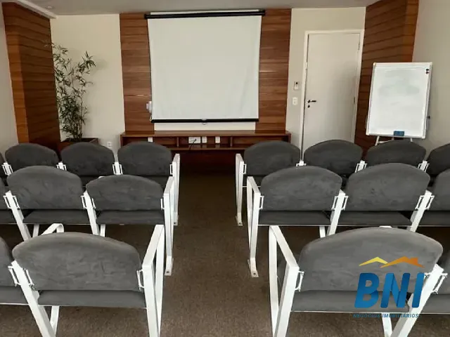 Sala com 21m², para alugar, no bairro Madureira em Rio de Janeiro