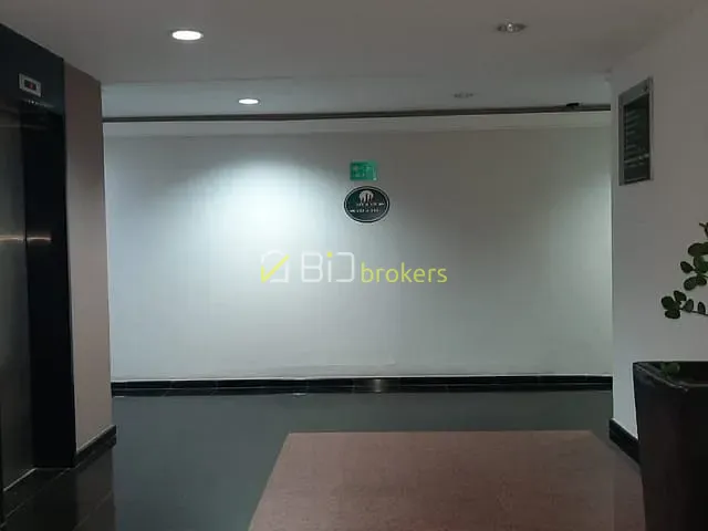 Sala à venda, no bairro Alphaville Centro Industrial e Empresarial/Alphaville. em Barueri