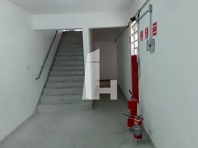 Sala para alugar, no bairro Vila Augusta em Guarulhos