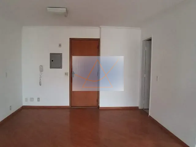 Sala com 32m², à venda, no bairro Vila Olímpia em São Paulo