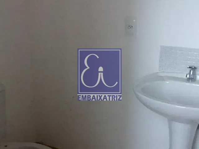 Sala à venda ou para alugar, no bairro Centro em São José dos Campos