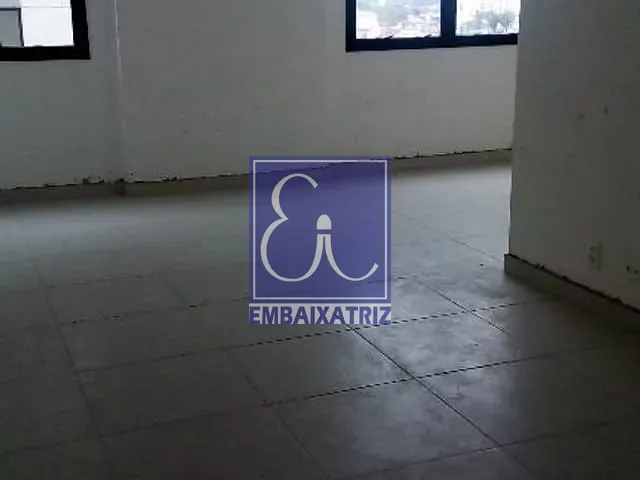 Sala à venda ou para alugar, no bairro Centro em São José dos Campos